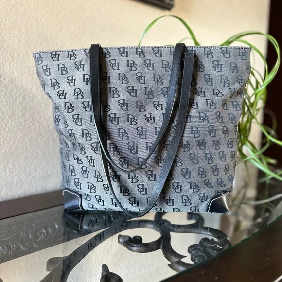 Dooney & Bourke Signature Tote Bag - Picture 2 of 8